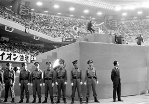 20130703090934ビートルズ来日公演 警備